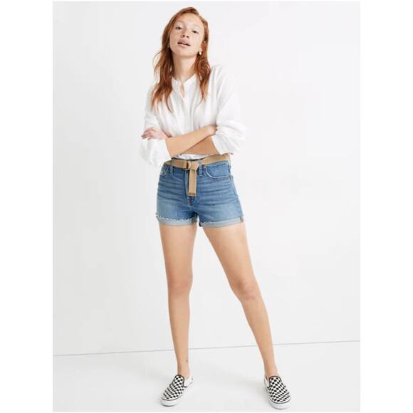 MADEWELL M9222 High-Rise Denim Shorts in Malden Wash // 28 - Picture 1 of 12
